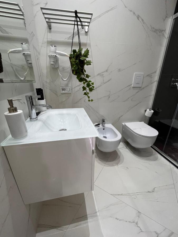 Apartament Pe Vic E Vicariell Neapol Zewnętrze zdjęcie